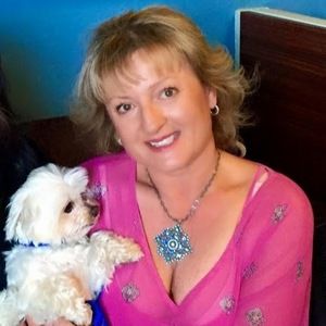 Meet your Posher, Manuela